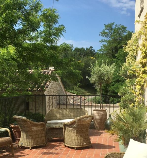 Bed and Breakfast Domaine Le Bois Des Dames Chantemerle-les-Grignan Экстерьер фото